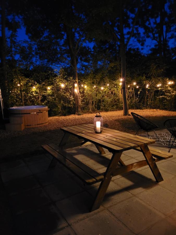 Retro Chic Wellness Met Hottub & Sauna Ewijk Zewnętrze zdjęcie