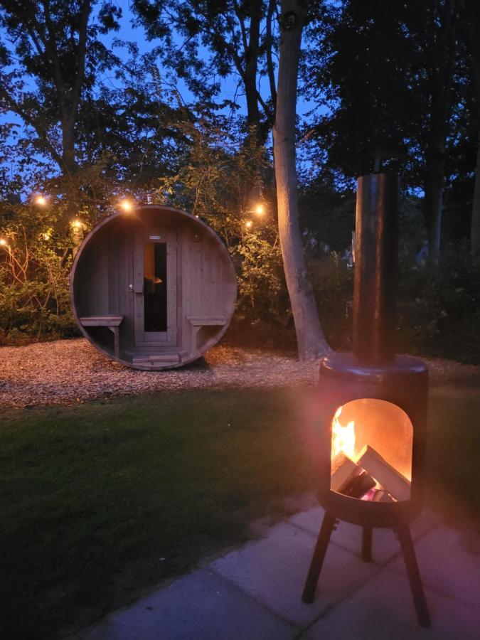 Retro Chic Wellness Met Hottub & Sauna Ewijk Zewnętrze zdjęcie